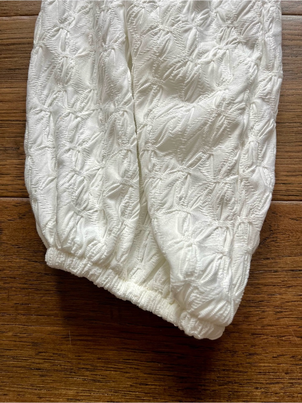 Zara White Textured V-Neck Cropped Blouse Large - Picture 6 of 10